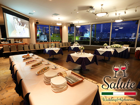 リストランテ サルーテ竹芝のフロア1のメイン画像-最大120名様までご利用頂ける海の見えるレストラン