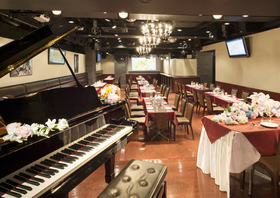 ＤＯＰＥ ＬＯＵＮＧＥ 池袋駅前店のフロア1のメイン画像