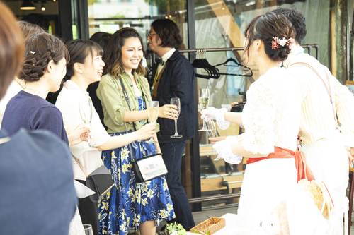 ナチュラルガーデンウェディング 青いナポリ IN THE PARKの【選べる3大特典】デラックスプラン / 6,000円