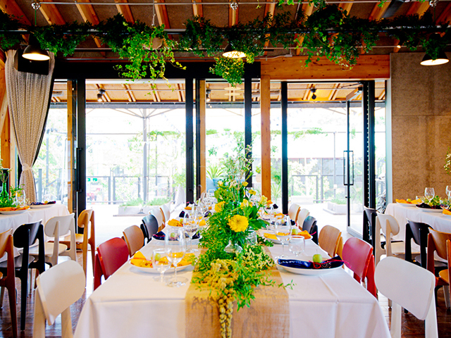 ナチュラルガーデンウェディング 青いナポリ IN THE PARKの会場内イメージ5枚目-少人数から最大300名様までOK