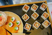 ナチュラルガーデンウェディング 青いナポリ IN THE PARKの料金プランメイン画像-バリエーション豊富な彩り鮮やかなブッフェ料理☆