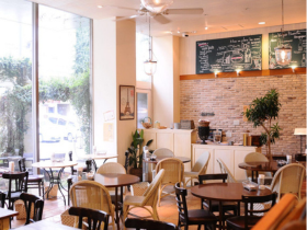 Elegante Vita【エレガンテヴィータ】の店舗のご紹介