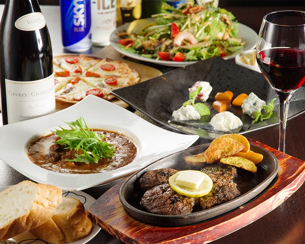 ダイニングバー&貸切パーティースペース B24（ビーツーフォー）の料理・施設等のイメージ画像1