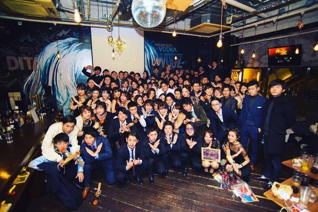 【BAR WOOZ（バー ウーズ）】福岡天神 結婚式二次会の会場内イメージ5枚目