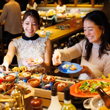 ESTINATE LOUNGE 那覇の【貸切可】少人数での宴会にもおすすめ！特製ローストポーク、生ビール含む2h飲み放題付5500円