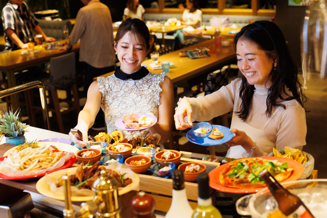 ESTINATE LOUNGE 那覇の会場メイン画像
