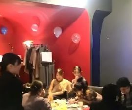 MANUQA(マヌーカ) ~久留米 貸切パーティー×結婚式二次会~の無料特典充実♪-店内の飾りつけもOK!