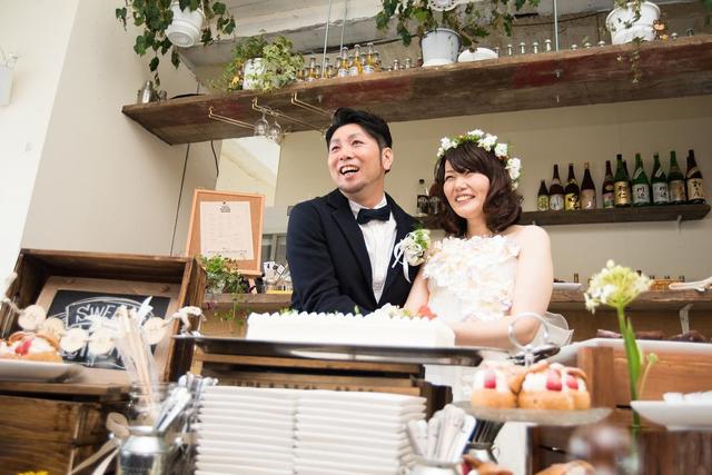 つばめ cafeの料理・施設等のイメージ画像1-感動のケーキカット