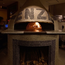 Pizzeria da ENZO【ピッツェリア ダ エンゾ】のハレの日に最適