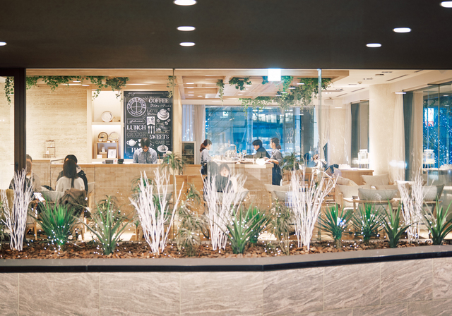 Cafe ＆ Bar CROSS POINT（クロスポイント）／ オリエンタルホテル福岡 博多ステーションの会場内イメージ1枚目