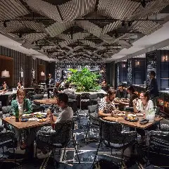 THE LIVELY FUKUOKA HAKATA （ザ・ライブリー 福岡博多）の会場内イメージ2枚目
