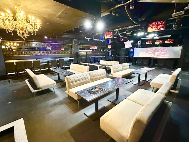 PARTYSPACE NEXT II 沖縄市の会場内イメージ5枚目