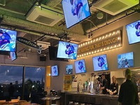 【BEARD（ビアード） ‐AMERICAN ROOFTOP‐テラス】 天神・大名 結婚式二次会の会場の特徴-モニター完備◎思い出の共有に