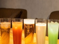 【AMUSEMENT BAR BRAVO】小倉魚町 結婚式二次会の料金プランメイン画像-やわらかな灯りに癒される、くつろぎのひととき