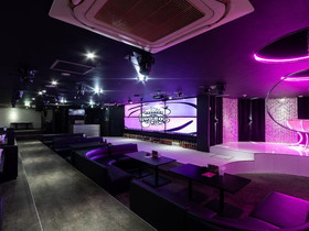 【KARAOKE&AMUSEMENT BAR BOOBOO(ブーブー) 天神店】福岡大名 結婚式二次会の各フロアのご紹介
