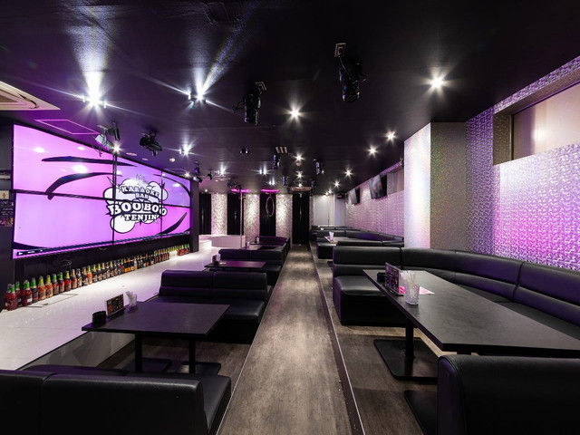 【KARAOKE＆AMUSEMENT BAR BOOBOO（ブーブー） 天神店】福岡大名 結婚式二次会の会場内イメージ6枚目
