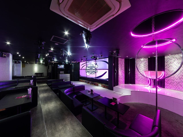 【KARAOKE＆AMUSEMENT BAR BOOBOO（ブーブー） 天神店】福岡大名 結婚式二次会の会場内イメージ7枚目