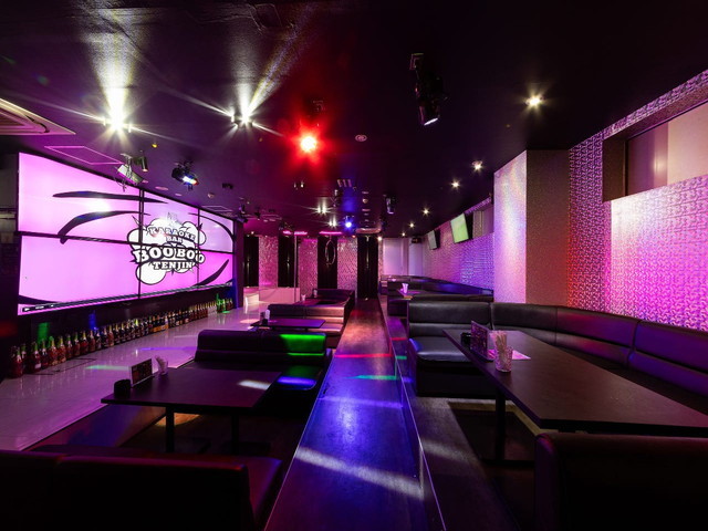 【KARAOKE＆AMUSEMENT BAR BOOBOO（ブーブー） 天神店】福岡大名 結婚式二次会の会場内イメージ9枚目