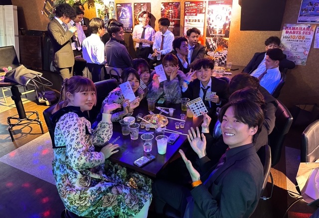 Bee Beeの会場内イメージ2枚目-二次会風景