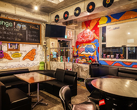 BAR 桜坂GARAGEのフロア1のメイン画像