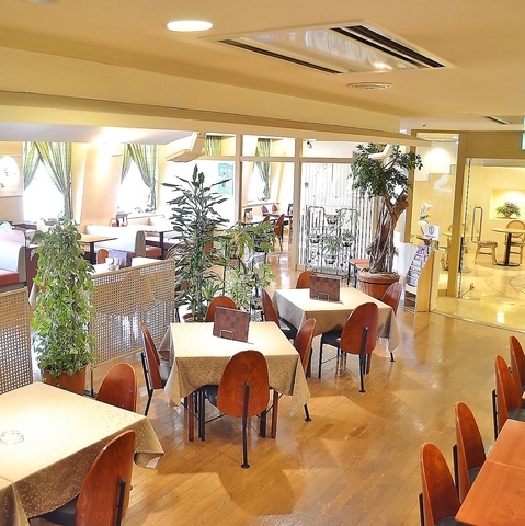 Restaurant　Mayu 【結婚式二次会 貸切】の会場内イメージ1枚目