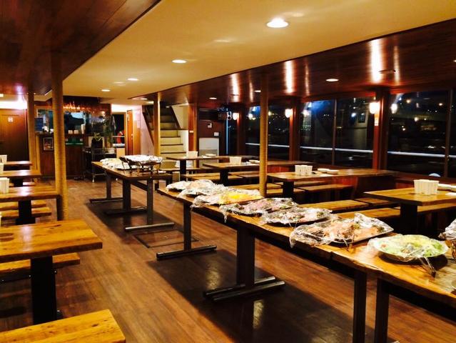 横浜・東京湾クルージング フロンティアの料理・施設等のイメージ画像7-2次会乗船前