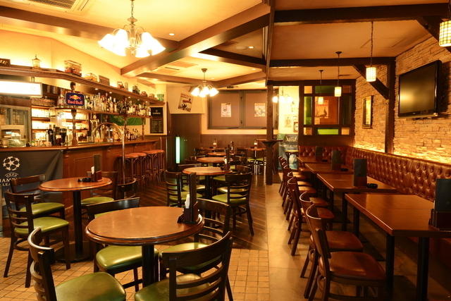 IRISH PUB CELTS（ケルツ） 新橋烏森口駅前店の会場内イメージ5枚目