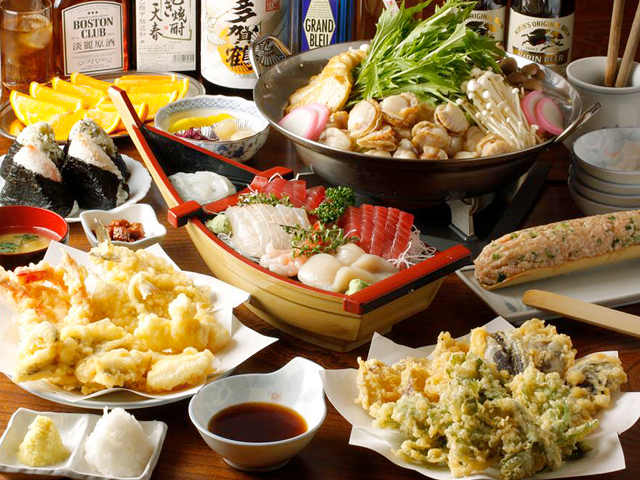 乗船料・お料理・飲み放題込2時間?2.5時間の東京クルーズ。船内で揚げたての天ぷらと鮮魚のお造りをお楽しみいただけます。