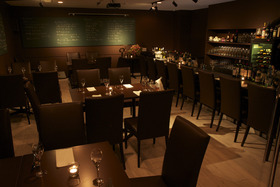 Bistro Vin Vinのオシャレな空間のメイン画像