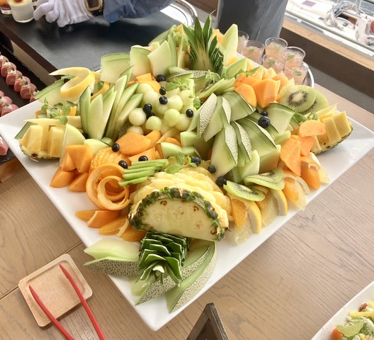 UNION HARBORの料理・施設等のイメージ画像4-ダイナミックなフルーツアソート♪