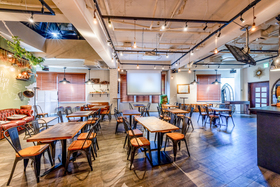 FunNY Wap【ファニーワップ】 NY×GREEN×PORTのフロア1のメイン画像