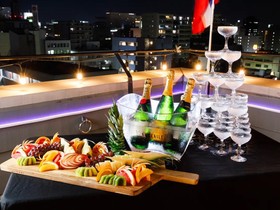 結婚式2次会・貸切宴会 OCTAVE（オクターヴ）の空間・料理ご紹介