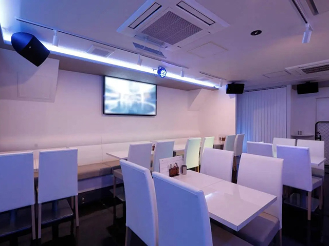 【貸切パーティー】 ATLED新宿靖国通り店の会場内イメージ2枚目