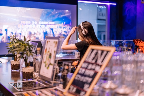 LITTS BAR＆GRILL SHIBUYA 【バー リッツ 渋谷】の【1名3,500円】日曜日～木曜限定プラン！2H飲み放題＆料理7品