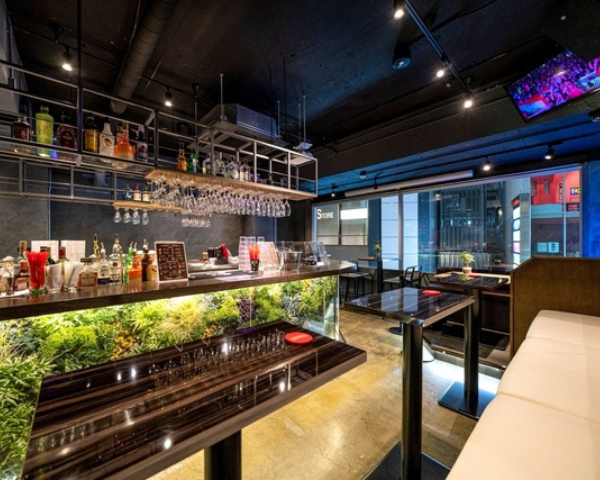 LITTS BAR＆GRILL SHIBUYA 【バー リッツ 渋谷】の会場内イメージ2枚目