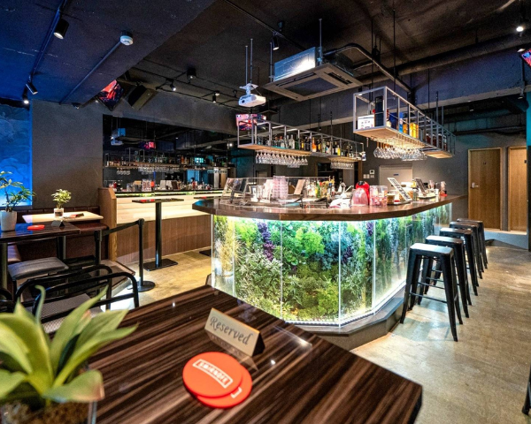 LITTS BAR＆GRILL SHIBUYA 【バー リッツ 渋谷】の会場内イメージ4枚目