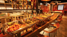 ビアポンバー GROVE 池袋西口店の開放的なスペースのメイン画像