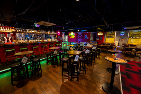 ビアポンバー GROVE 錦糸町店の開放的なスペース