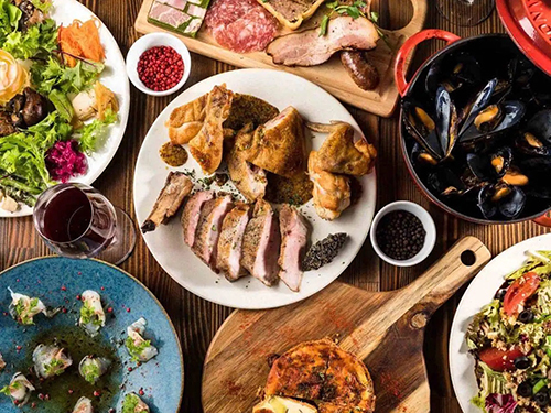 鶏×豚のメイン2種含む 7品 2h飲み放題付のメイン画像