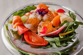 R1 TOKYO Bar&RestaurantのR1のポリシー