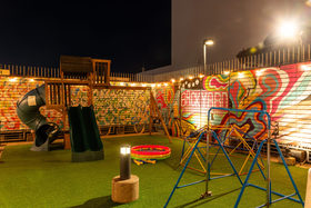 絶景屋上BBQビアガーデン BACK YARD 横浜ワールドポーターズ店の店舗レイアウト