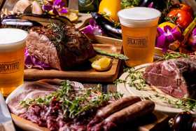 絶景屋上BBQビアガーデン BACK YARD 横浜ワールドポーターズ店の店舗レイアウト