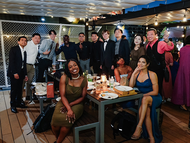 絶景屋上BBQビアガーデン BACK YARD 横浜ワールドポーターズ店の料理・施設等のイメージ画像5