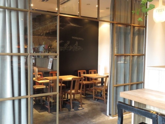PIZZA SALVATORE CUOMO さいたま新都心の会場内イメージ7枚目-新郎新婦控室