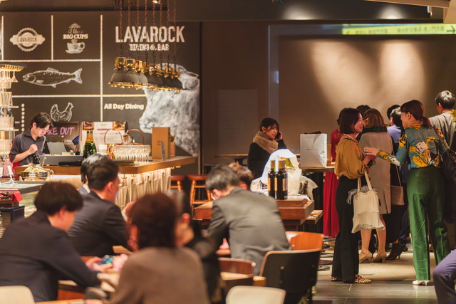 Dining＆Bar LAVAROCK 神谷町の会場内イメージ8枚目