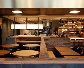 リザラン GREENSPRINGS 立川店のフロア1のメイン画像