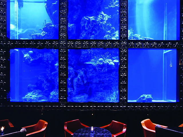 AQUA RESTAURANT ＆ BAR LUXIS（ラグシス）の会場内イメージ1枚目