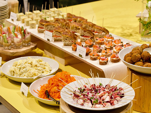 Marked 渋谷のプレミアムプラン/ブッフェ形式 120分フリードリンク お料理14品