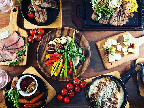 Bar×Grill Lustの貸切プラン/2Hフリードリンク+全8品/★シャンパンタワー付