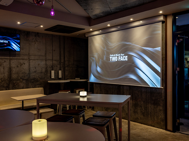 TWO FACEの会場内イメージ6枚目